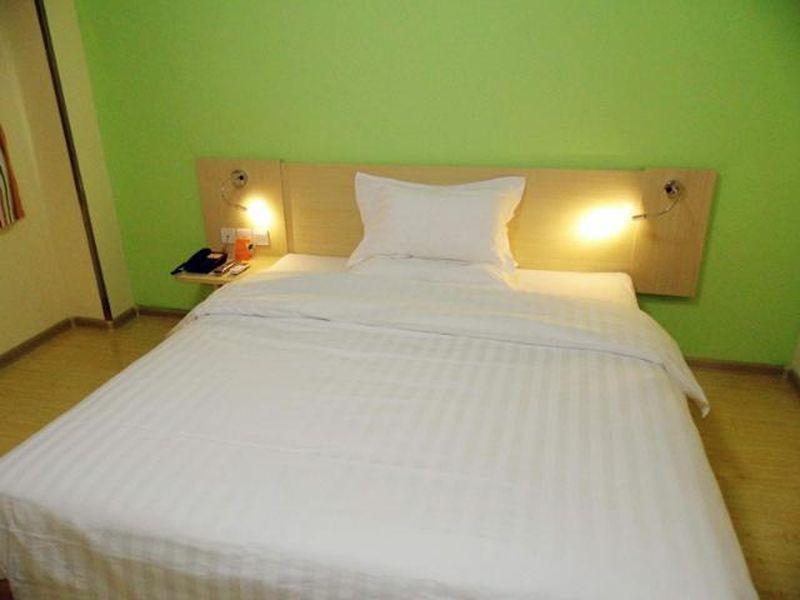 7Days Inn Qingdao Development Zone Jinshatan Bagian luar foto