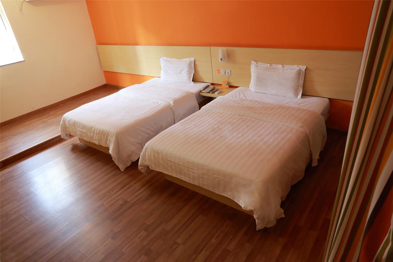 7Days Inn Qingdao Development Zone Jinshatan Bagian luar foto