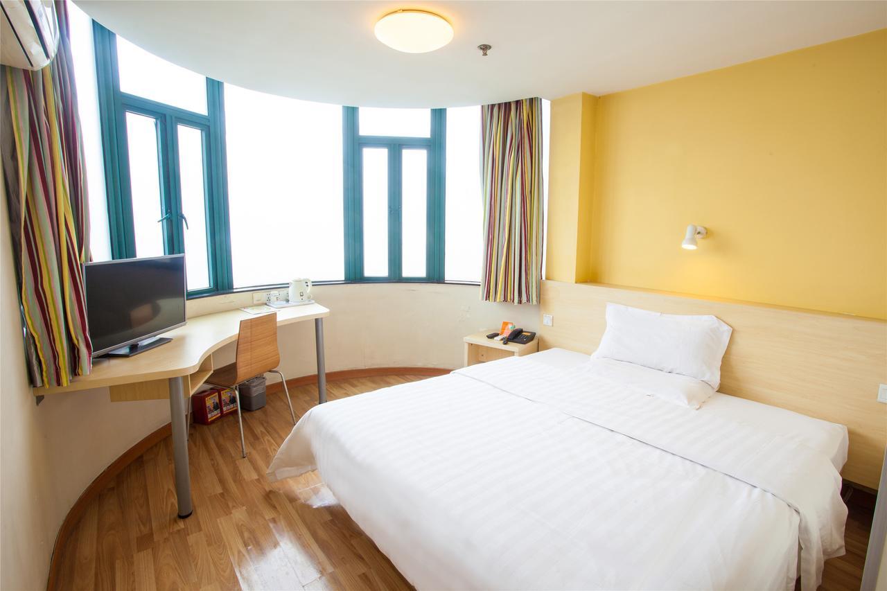 7Days Inn Qingdao Development Zone Jinshatan Bagian luar foto
