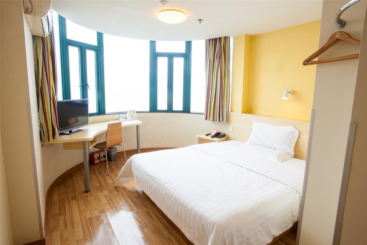 7Days Inn Qingdao Development Zone Jinshatan Bagian luar foto