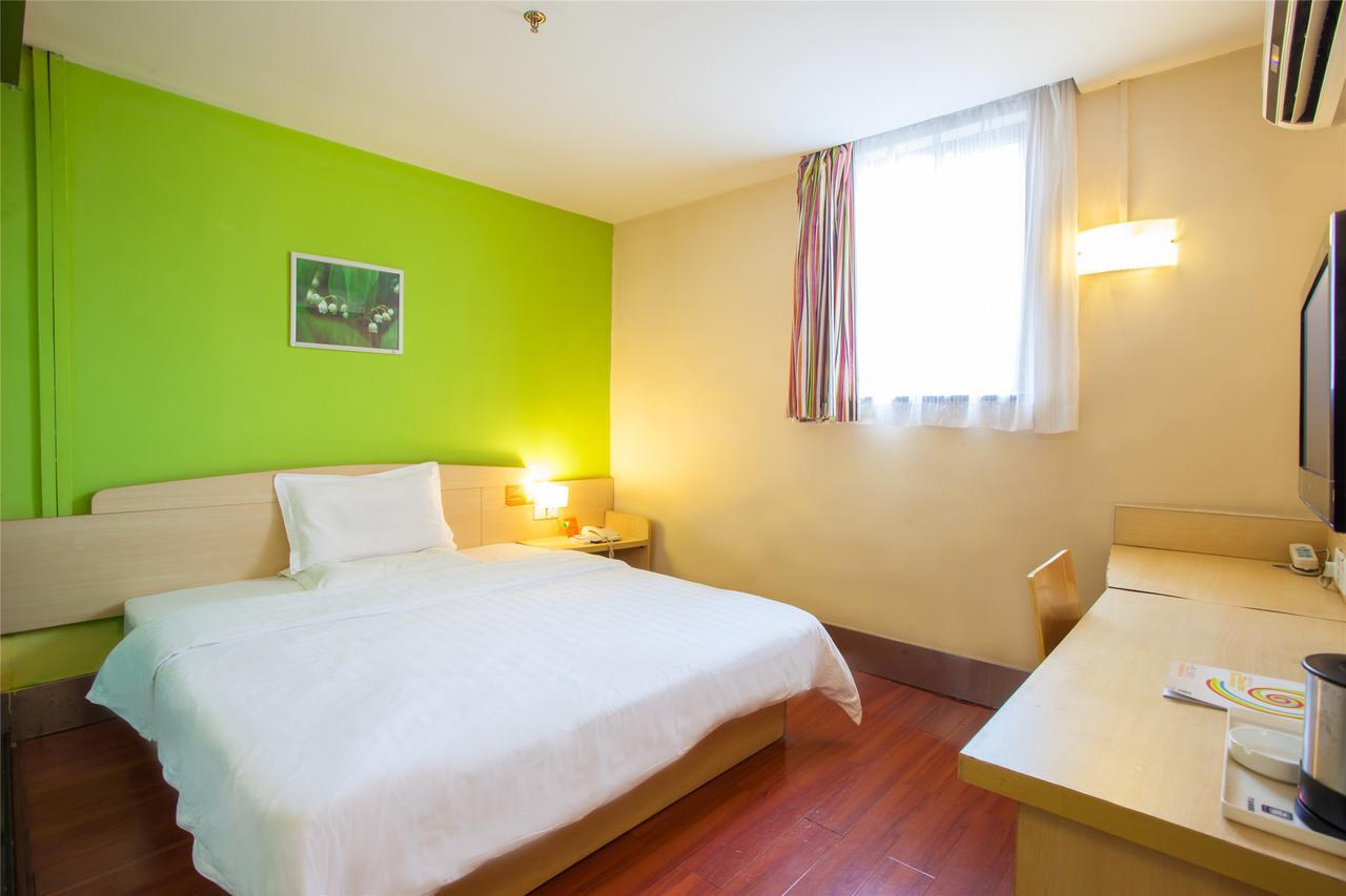 7Days Inn Qingdao Development Zone Jinshatan Bagian luar foto
