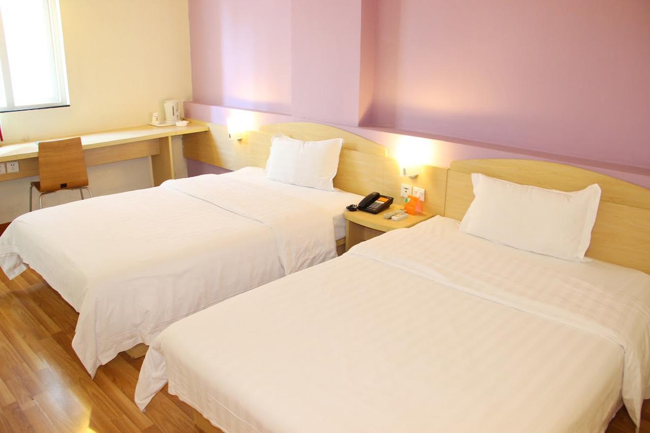 7Days Inn Qingdao Development Zone Jinshatan Bagian luar foto