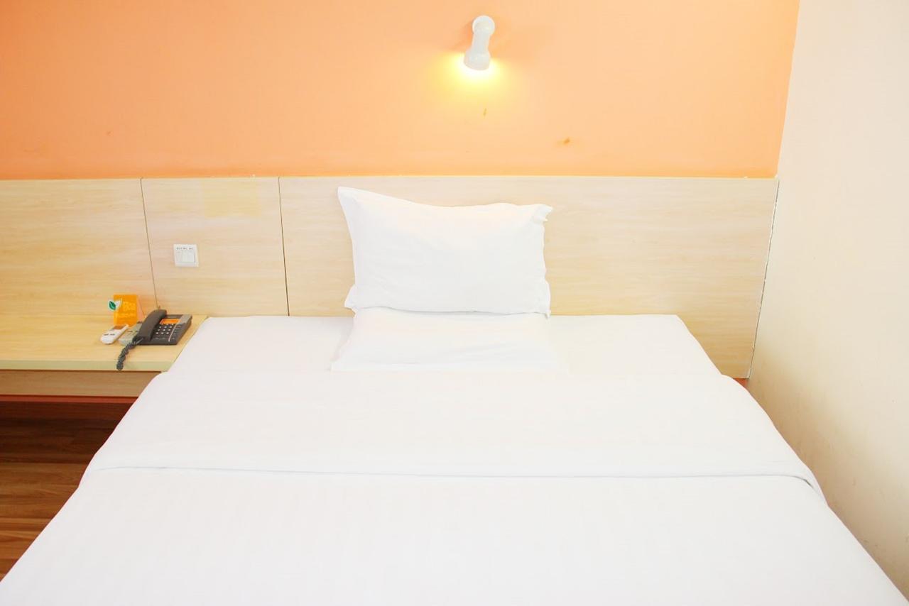 7Days Inn Qingdao Development Zone Jinshatan Bagian luar foto